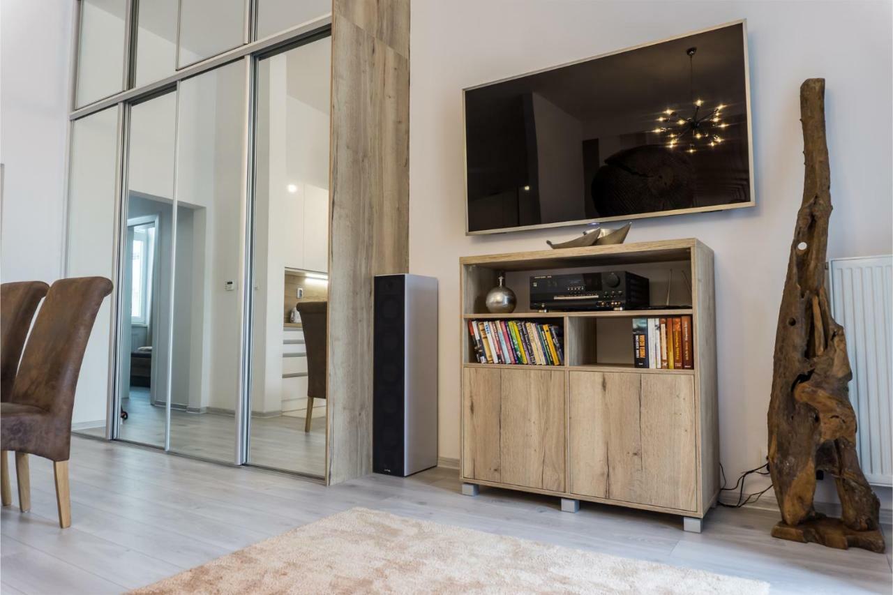 Premium Apartment Centrum Poprad Exterior photo